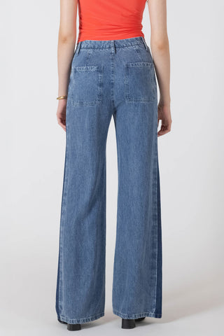 CONTRAST BLUE WASH